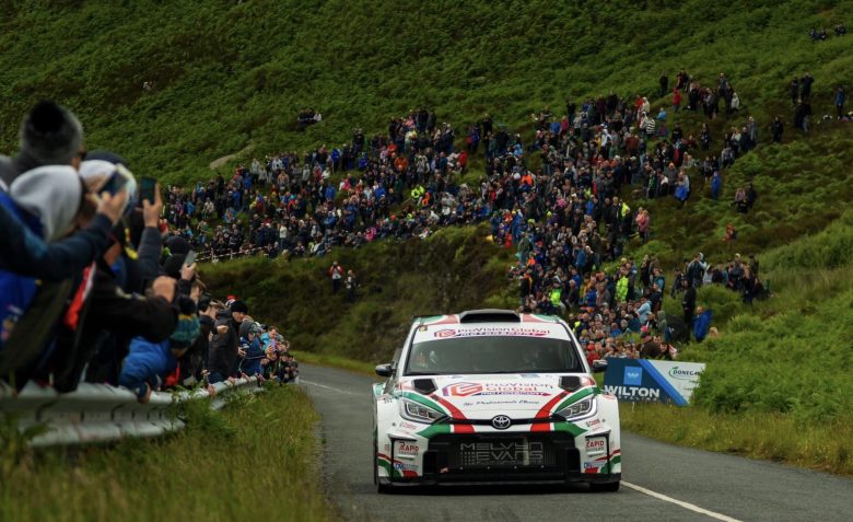 Evans and Fans Donegal