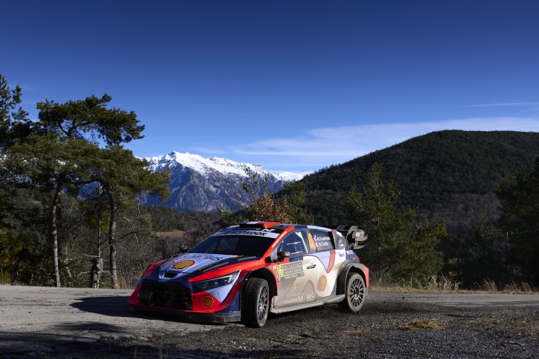 Photographer: Vincent ThuillierWorldwide copyright: Hyundai Motorsport GmbH