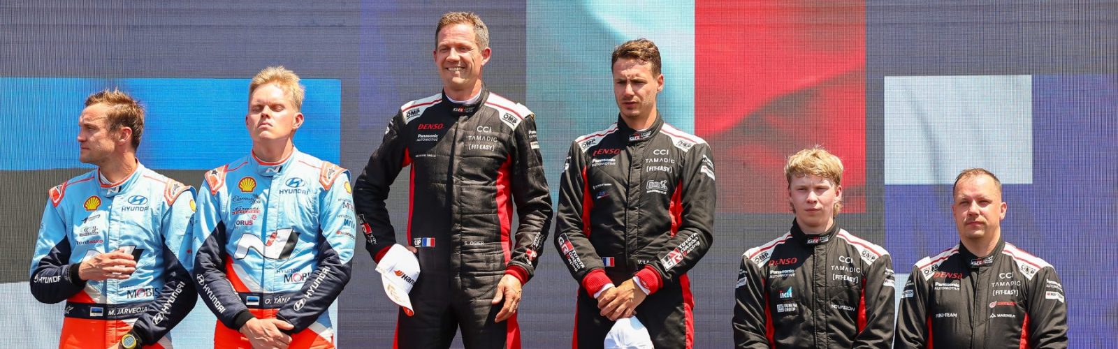 Podium06ITA25cm482 (1)