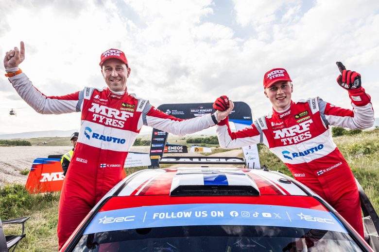 Roope KORHONEN & Anssi VIINIKKA