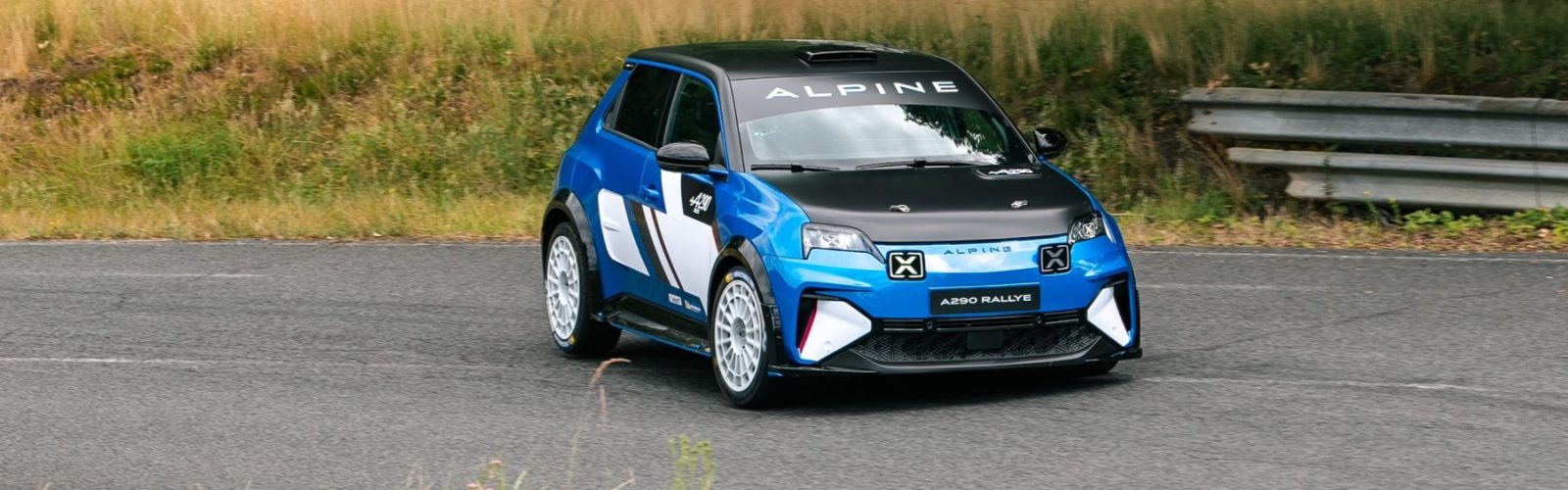 22_Dyalcom_Ext_BleuAlpineVision_Rallye_Dérive-close