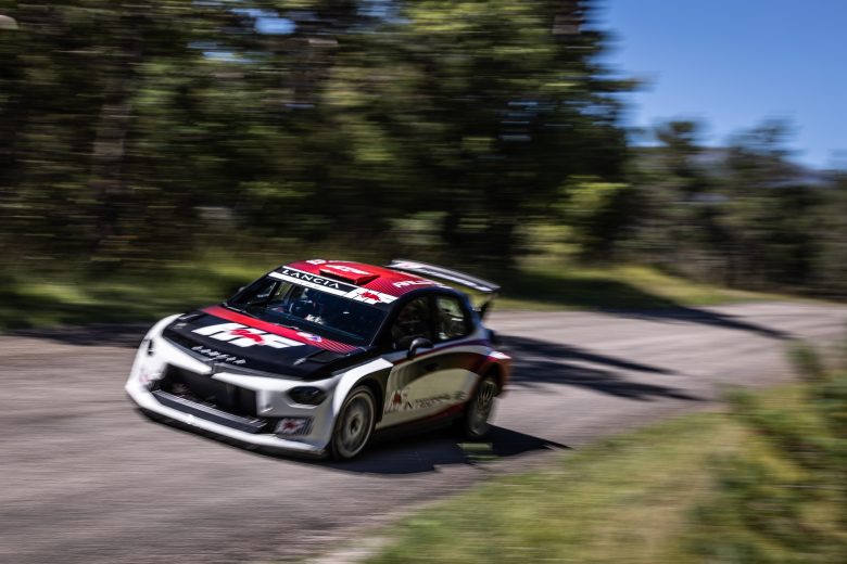 NewLanciaYpsilonRally2HFIntegrale (5)