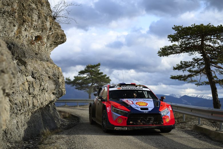 Photographer: Vincent ThuillierWorldwide copyright: Hyundai Motorsport GmbH