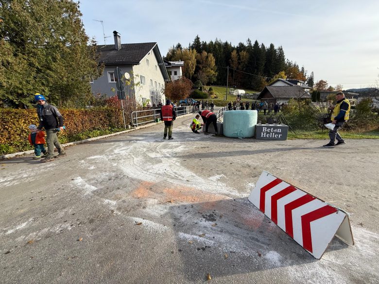 WhatsApp Image 2025-10-19 at 08.38.54