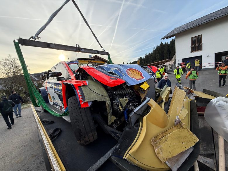 WhatsApp Image 2025-10-19 at 07.58.32