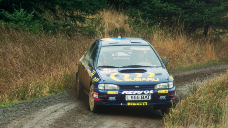 Colin_McRae_winning_the_WRC_title_in_1995