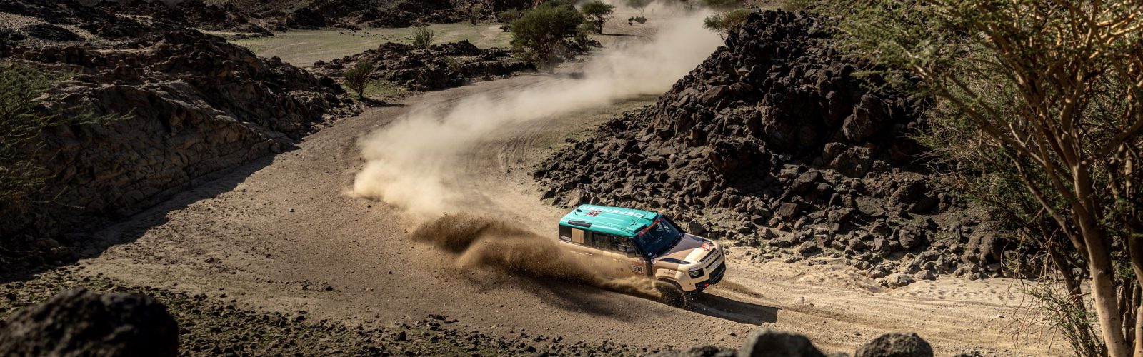 DEFENDER_RALLY_SARA_PRICE_504_030126 (1)