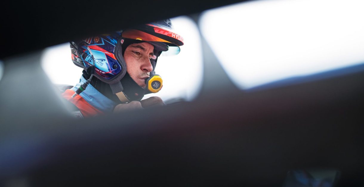 Neuville Leads Hyundai Charge in Portugal Shakedown, Ogier Trails