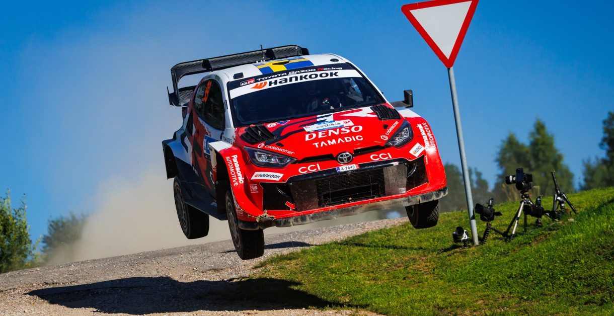 Solberg breaks Pajari's stage-winning streak